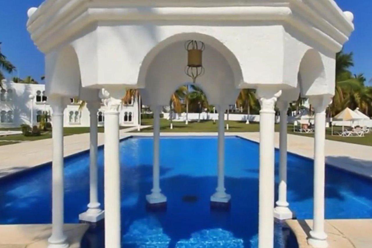 Hotel Aldea Del Bazar & Spa Пуерто Ескондидо Екстериор снимка