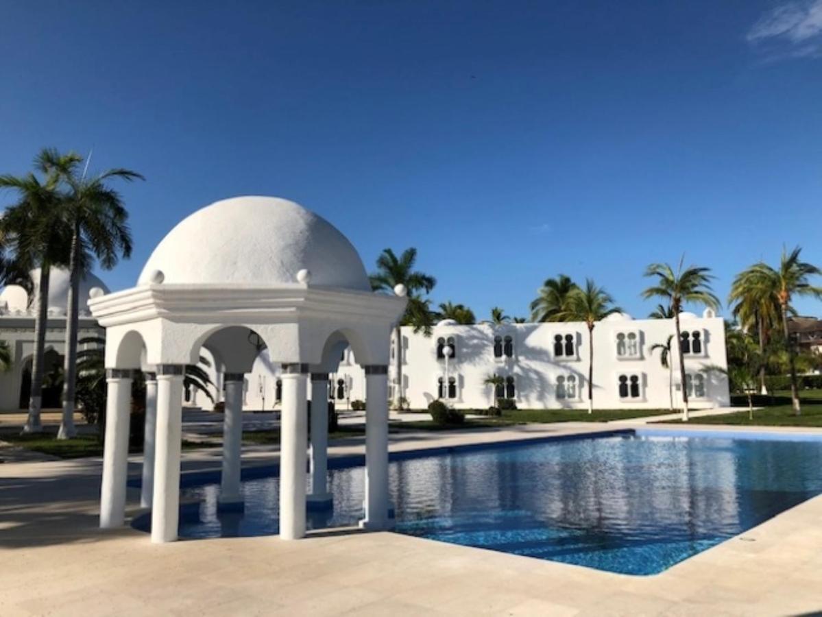 Hotel Aldea Del Bazar & Spa Пуерто Ескондидо Екстериор снимка